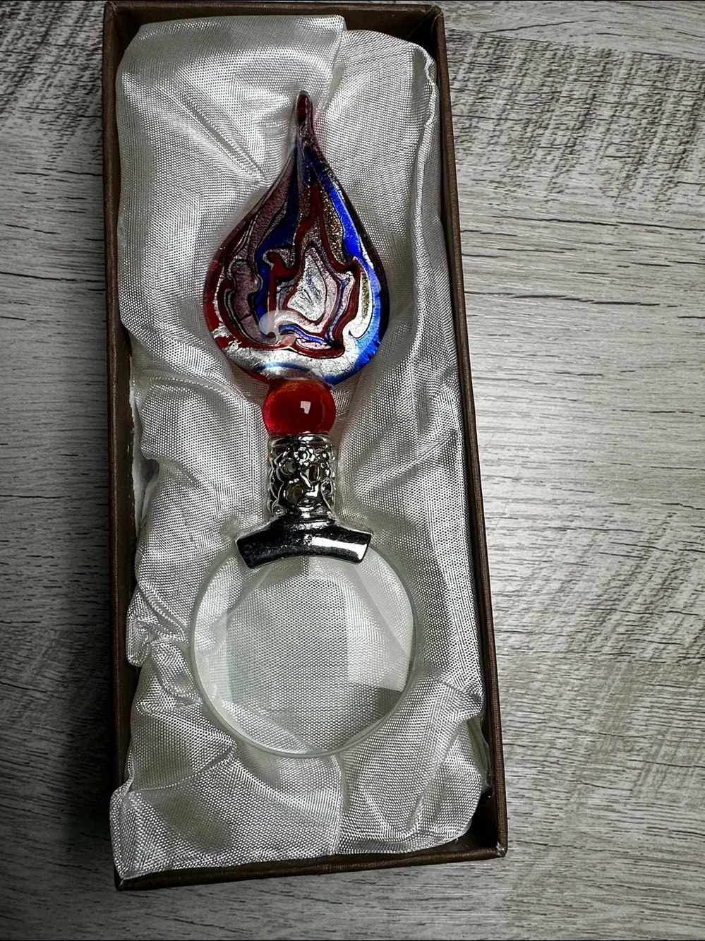 Vintage Pier 1 Blown Glass Magnifier Loupe~ Red, Blue, Silver Swirl - 5” in Box